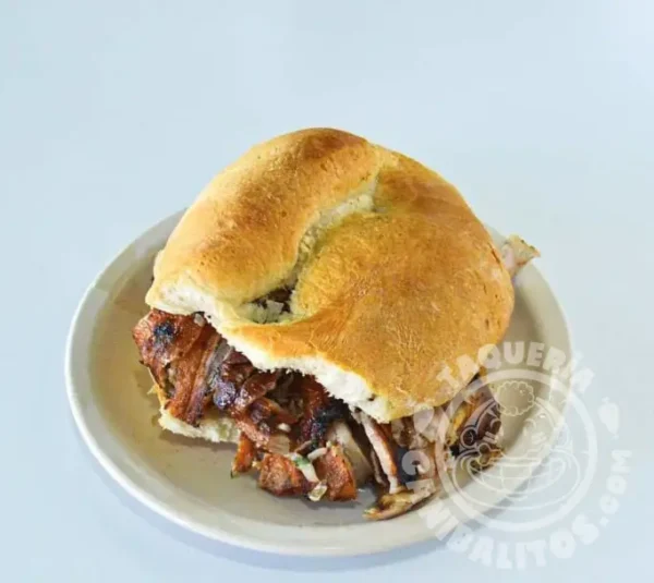 Torta de carne árabe